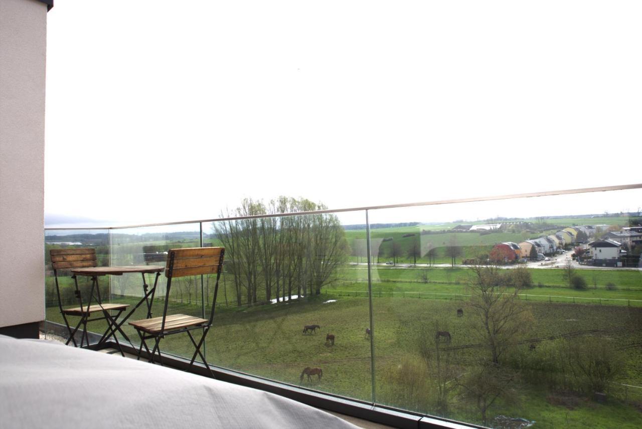 Peaceful Modern 2 Bedroom Penthouse With Nice View Hesperange Ngoại thất bức ảnh